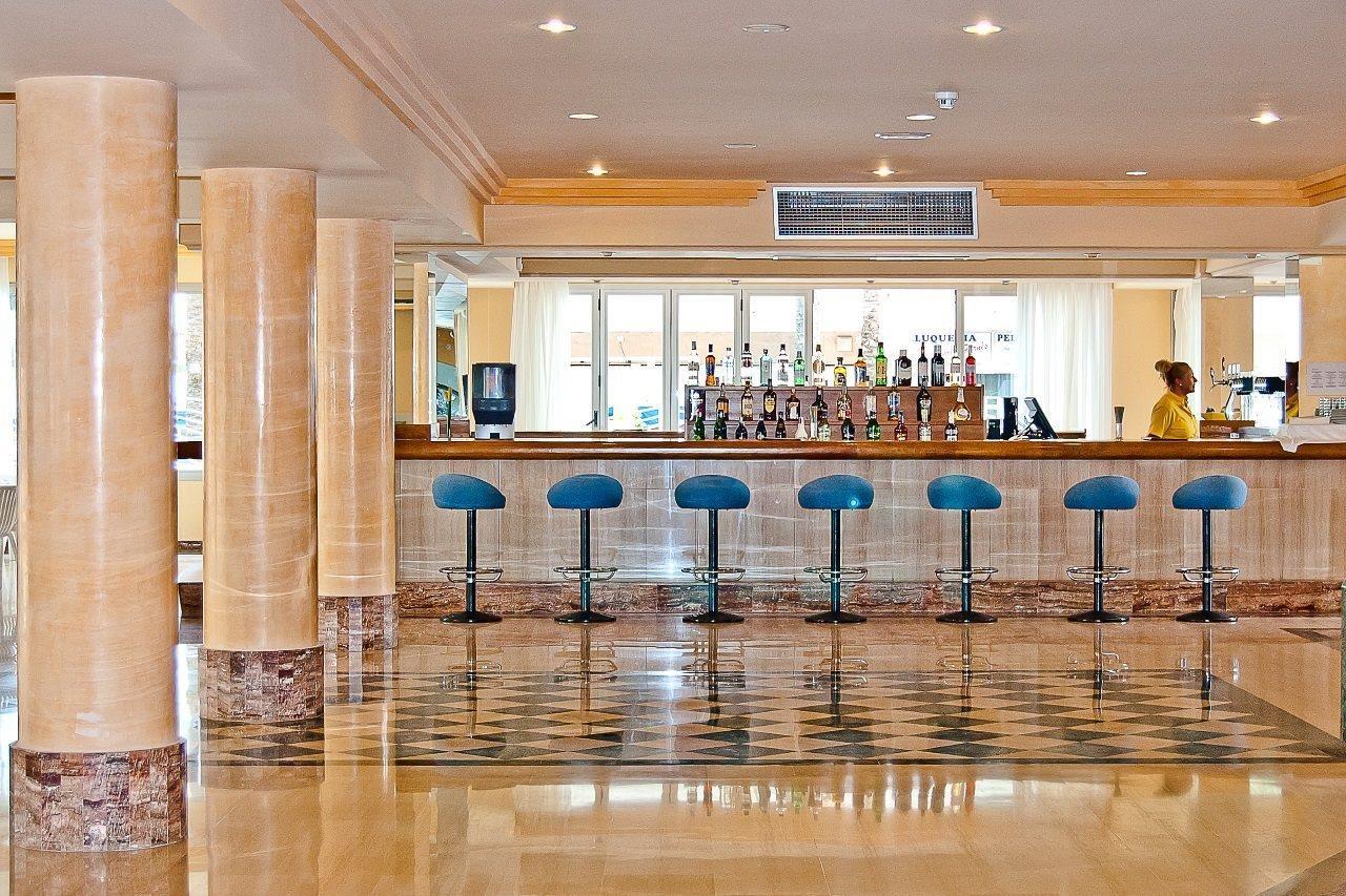 Bq Sarah -adults Only Hotel
